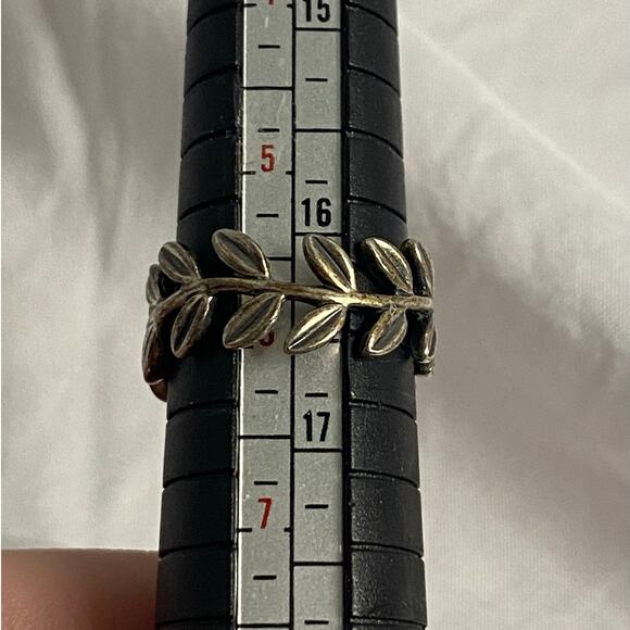 Boho Olive Leaf Band Ring Silver 925 Pandora Size 6 - Picture 5 of 7